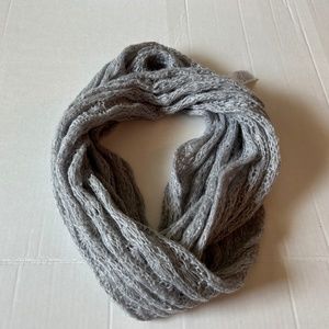 Maurice Infinity Scarf, grey/silver